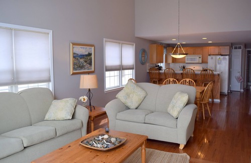 Townsend's Inlet House | Beautiful Southend Townhome featuring the Bells and Whistles