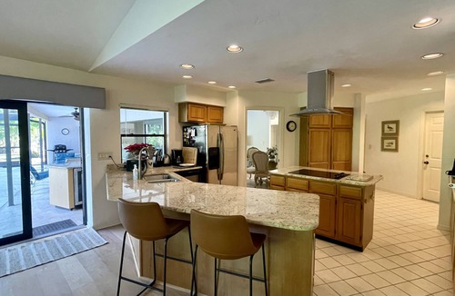 East Naples House | Beautiful & spacious 3 bed 3 bath home with private pool and Golf & Tennis Club