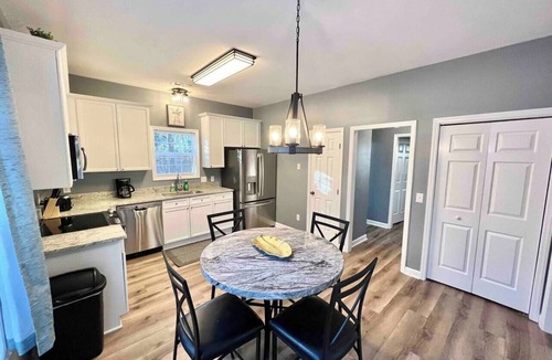 Wilmington House | Beautiful, Spacious, Hidden Gem In Heart of ILM