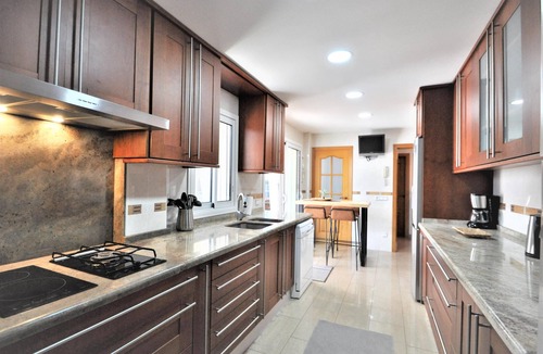 Marratxi House | Beautiful spacious holiday home for families with a big swimming pool and garden - Free Wifi