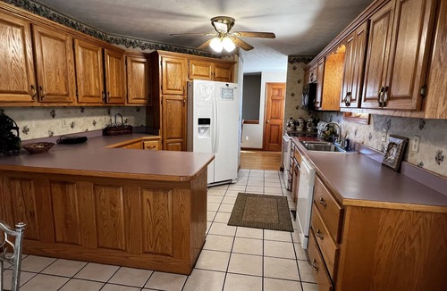 Monticello House | Beautiful, Spacious Home in Wooded Resort Area