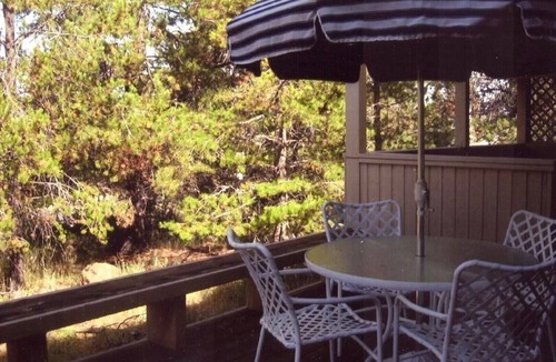 Sunriver House | BEAUTIFUL, SPACIOUS NORTH-END HOME, HOT TUB, A C, WI-FI, BIKES, DCCA#603