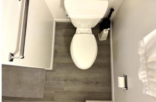 Davis Apartment | Beautiful spot in a great location