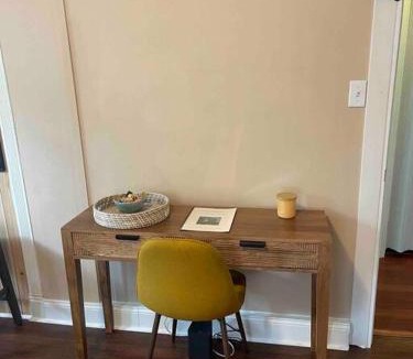 New Haven Apartment | Beautiful Studio Apartment in Historic House