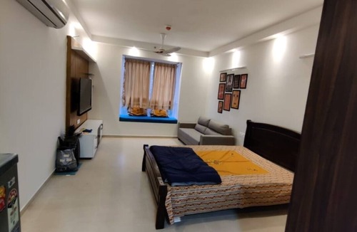 Bengaluru Apartment | Beautiful Studio @ Nikoo homes 2, Bhartiya City, Bangalore