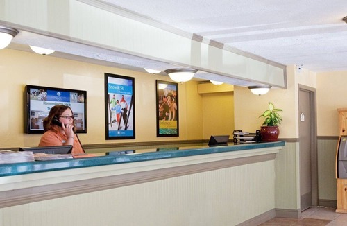 Downtown Reno Apartment | Beautiful studio unit at resort, sleeps 4