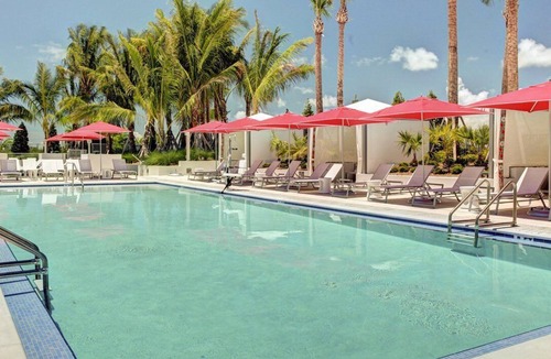 Surfside Apartment | Beautiful studio unit at resort, sleeps 2