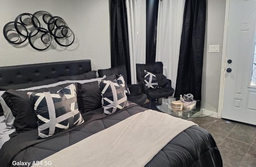 Azusa House | Beautiful studio