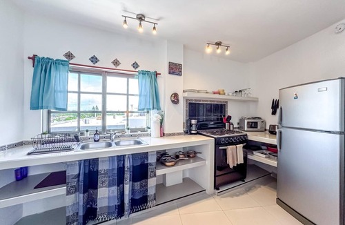 Colonia Meteorologico Apartment | Beautiful Studio with Shared Rooftop Pool