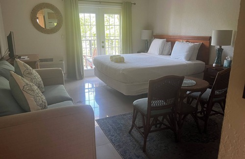 Pinellas County Resort | Beautiful Studio with Ocean View!n