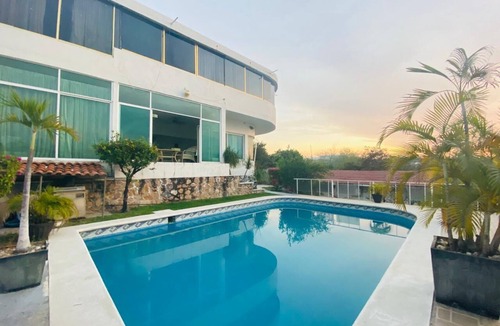 Tequesquitengo House | Beautiful Suite in Tequesquitengo with Lake Access