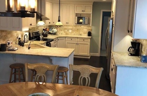 Hammondsport House | Beautiful sunrises! Custom home on the lake in a protected cove with a hot tub!