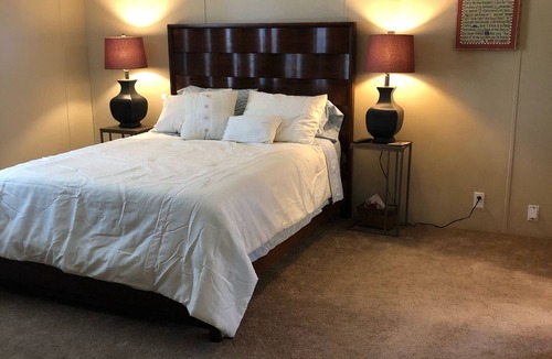 Florence House | Beautiful Texas Hill country, amazing views, and farm living