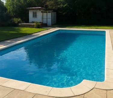 Chichester House | Beautiful Thatched Cottage with Outdoor Pool, Secure Garden, Dog & Family Friendly! Chichester Holiday Properties