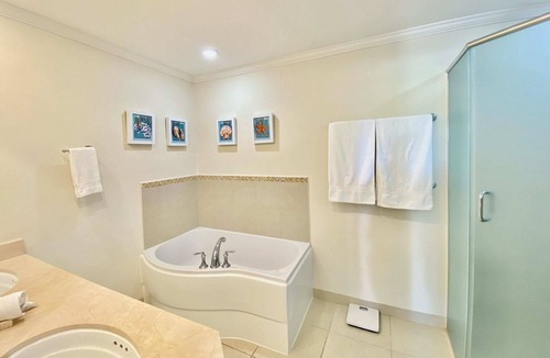 Hastings Villa | Beautiful Three Bedroom Apartments