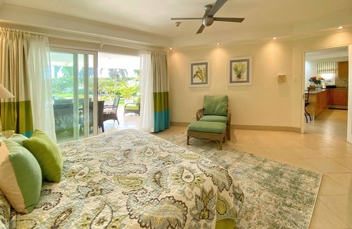 Hastings Villa | Beautiful Three Bedroom Apartments