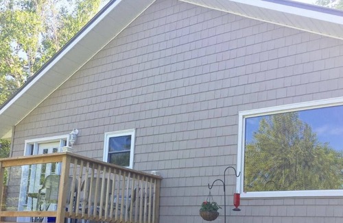 Manitoulin District Cottage | Beautiful three bedroom cottage on sand beach in Long Bay, Lake Kagawong