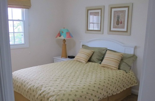 Vuemont House | Beautiful three bedroom villa in gated community