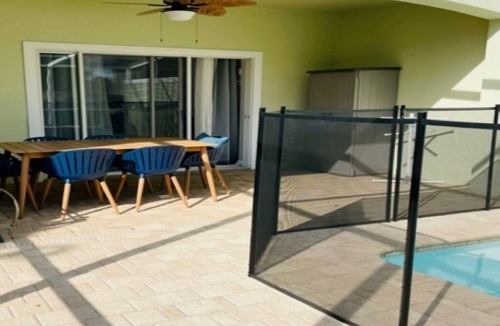 Clear Creek House | Beautiful Townhouse with Splash Pool Close to Orlando Attractions