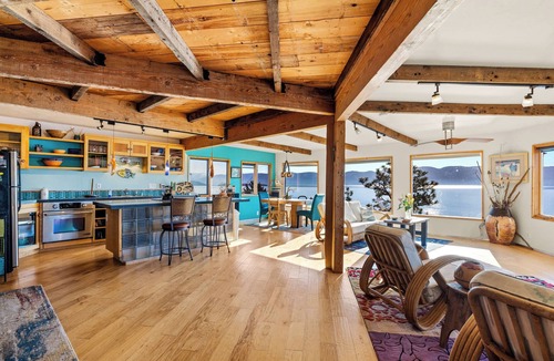 Northwest Montana - Glacier National Park House | Beautiful & unique home with large windows and deck that overlook Flathead Lake