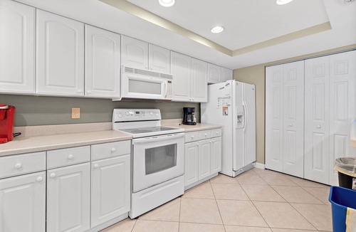Indian Harbour Beach Condo | Beautiful Beach front condo rental. Gorgeous ocean views! Beachside heated pool
