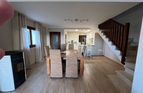 Vallgornera House | Beautiful vacation home with sea view for 7 people