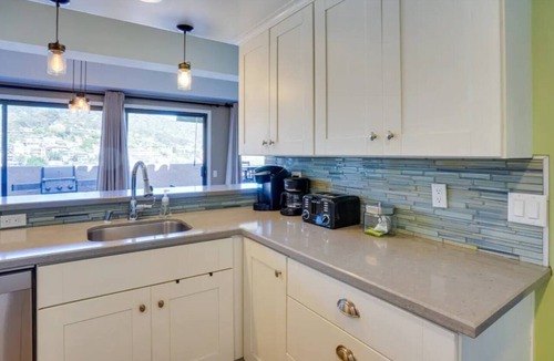 Avalon Condo | Beautiful views day and night!