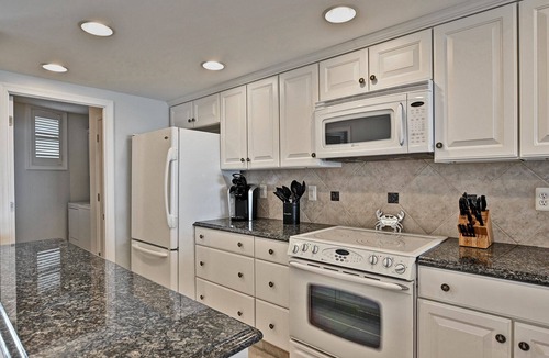 Bethany Beach Condo | Beautiful Views in the 2 bedroom Penthouse Condo in Sea Colony East! Ocean View, Private Beach, Wifi, Fitness Center, Pools!
