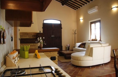 Farneta Villa | Beautiful villa for 4 guests with A/C, WIFI, private pool, TV and panoramic view, close to Cort.