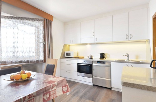 Bulla House | Beautiful villa for 16 guests with WIFI, TV, balcony and panoramic view