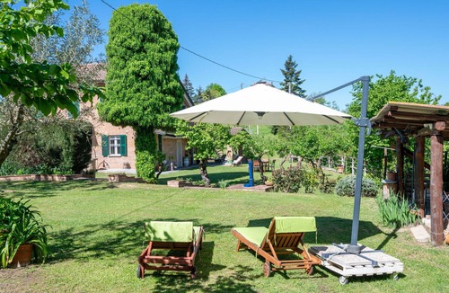 Mombaruzzo House | Beautiful villa for 4 guests with WIFI, TV, patio and pets allowed
