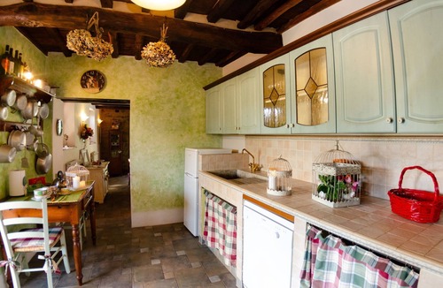 Massa e Cozzile Villa | Beautiful villa for 5 guests with WIFI, private pool, TV, veranda and pets allowed