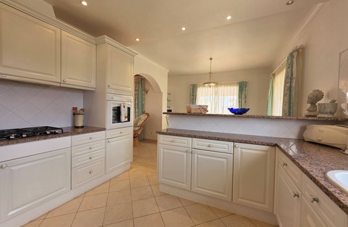 Alfarrobeira Villa | Beautiful villa with private pool & playground near Lagos & the beach
