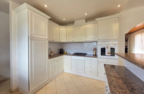 Alfarrobeira Villa | Beautiful villa with private pool & playground near Lagos & the beach