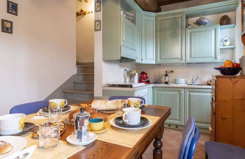 Cascine-La Croce House | Beautiful villa with A/C, WIFI, TV, balcony, pets allowed and panoramic view, close to Pisa