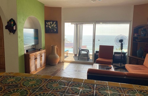 San Pedro Pochutla House | Beautiful Villa with private pool balconies amazing view and steps to the beach