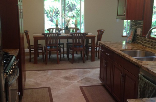 Volcano House | Beautiful Volcano Getaway Tucked In The Rainforest Minutes From HI Nat'l Park!