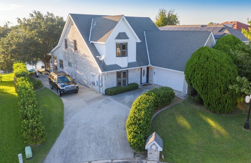 Slidell House | Beautiful Waterfront Home Near the French Quarter & Bourbon Street w/Boat Dock