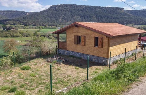 Valle de Losa House | Beautiful wooden house with stunning views
