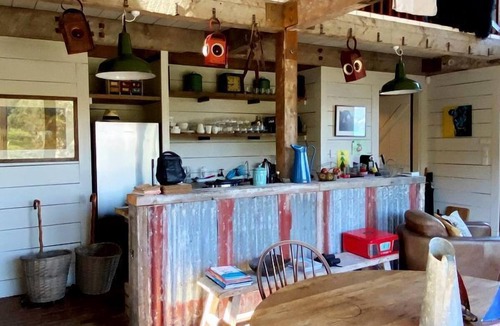 Akaroa Cabin | Beautifully Appointed Akaroa Accommodation for Weekend Getaways from Christchurch