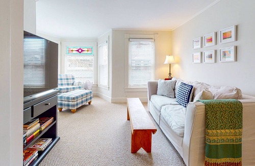 Newfane Apartment | Beautifully decorated downtown apt with lawn, patio, washer/dryer, & streaming