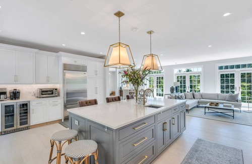 Northwest Harbor House | Beautifully designed 4000 sq ft Hampton Traditional House, private pool,.
