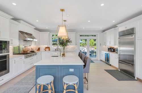Northwest Harbor House | Beautifully designed 4000 sq ft Hampton Traditional House, private pool,.