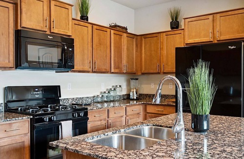Power Ranch House | Beautifully Furnished Home in Power Ranch ~ Steps away from Community Pool & Spa