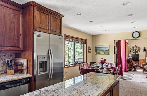 Lake Arrowhead Cottage | Beautifully Remodeled Kitchen Peaceful Mountain Views Sutter by Avantstay