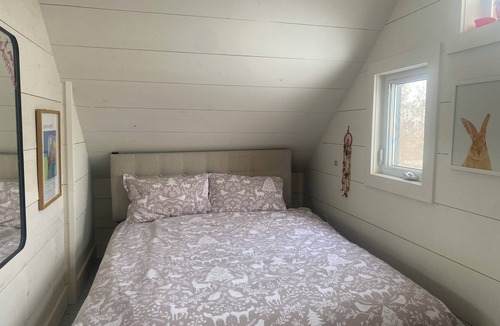 Grey Highlands House | Beautifully restored Farmhouse on 64 acres+