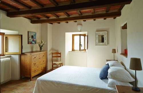 Caprese Michelangelo House | Beautifully restored farmhouse, big pool & terrace, amazing views