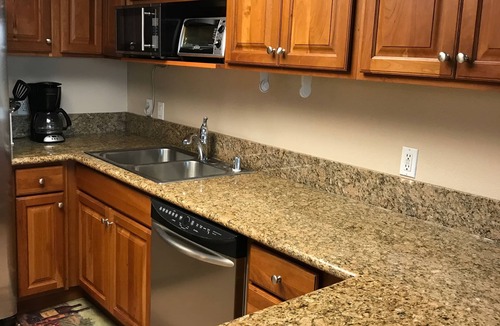 Lake Havasu City Condo | Beautifully updated Queens Bay Condo with exceptional view