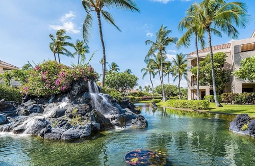 Waikoloa Condo | Beautifully Updated | 2BD 2BA | Near Beach & Shops | vrKCV