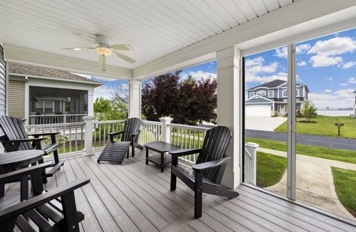 Marblehead House | Beautifully Appointed- Sunrise & Sunset Views in Bay Point Resort
